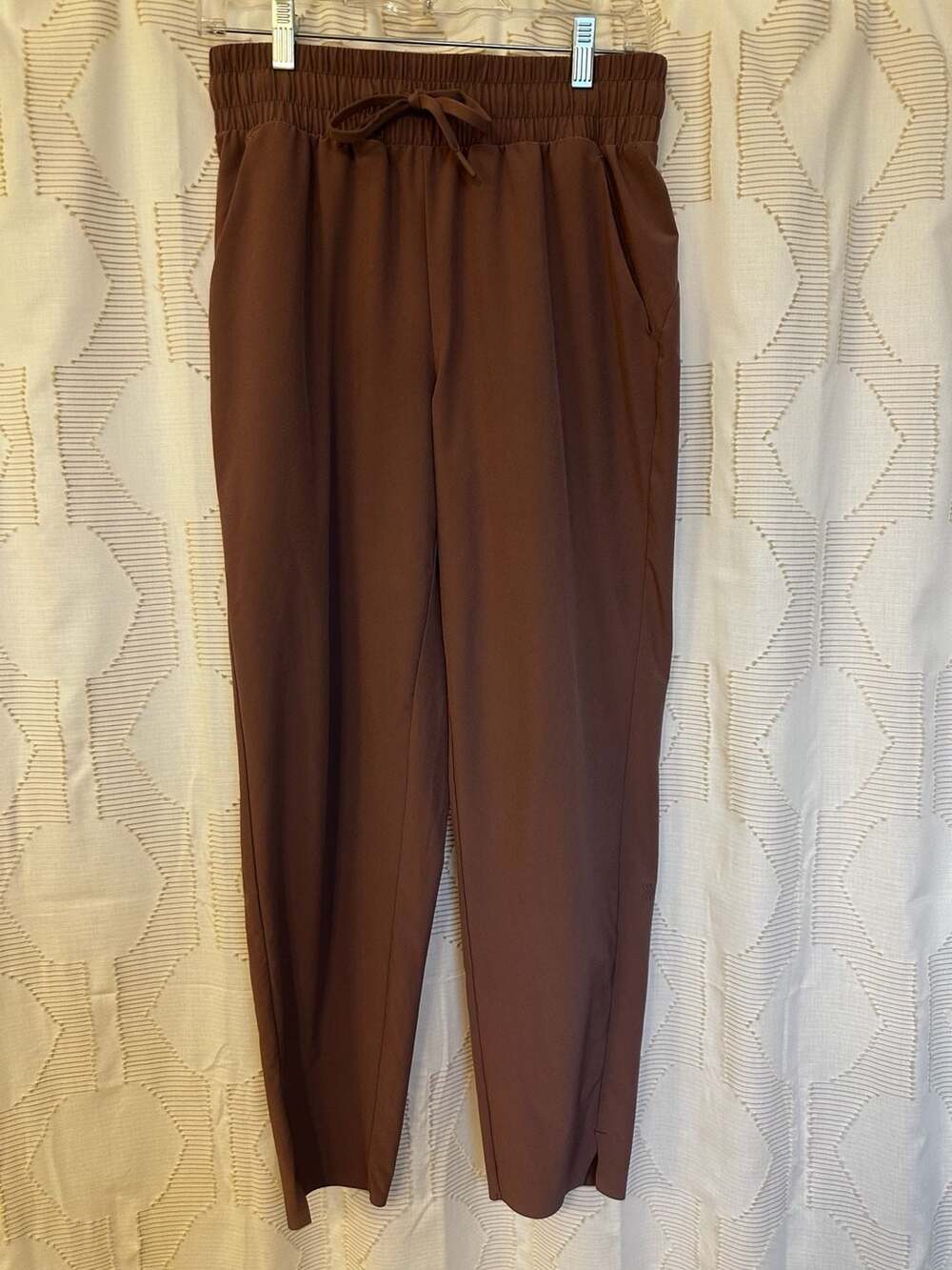 All in Motion Women's High-Rise Tapered Jogger Pants
